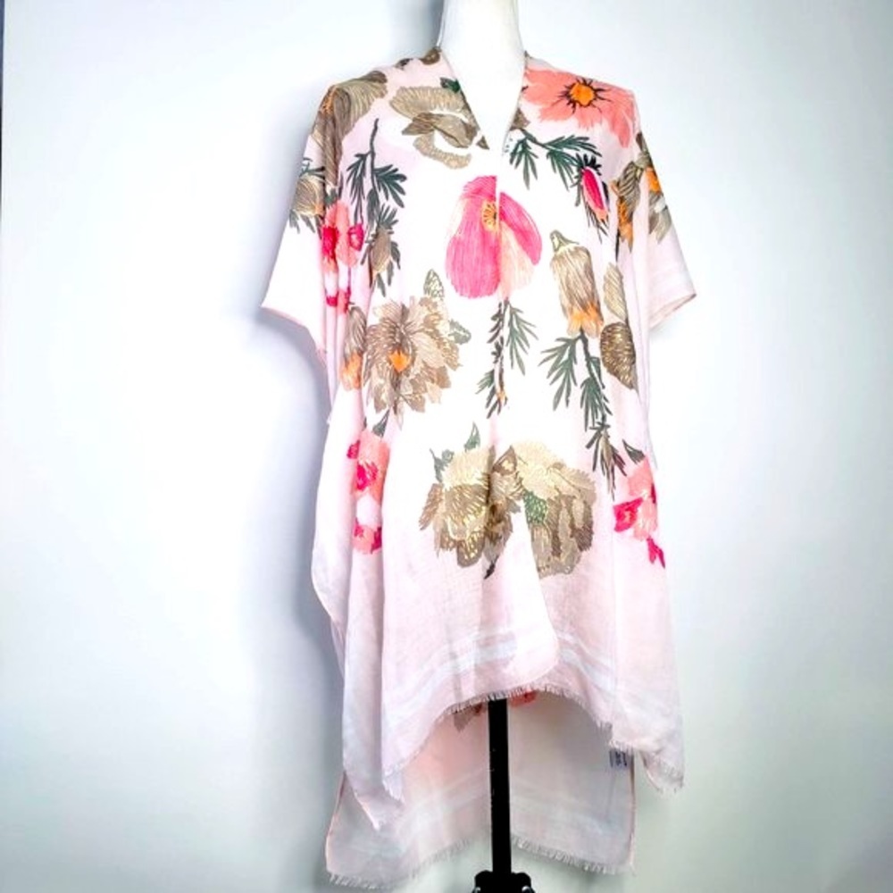 Woven Heart Floral Raw Hem Metallic Accent Kimono Top